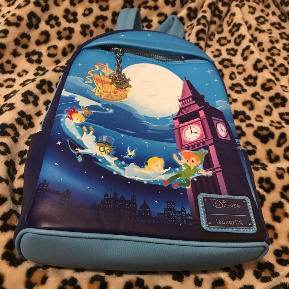 Loungefly NWOT Disney’s Peter Pan Mini Backpack - HOST PICK! 🏆 - Picture 7 of 15